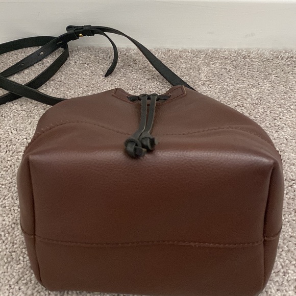 J Crew Bucket Bag - Picture 4 of 5